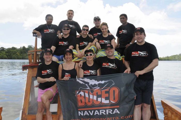 grupo de buceadores de Buceo Navarra