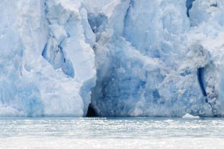 Glaciar del Cículo Polar Ártico