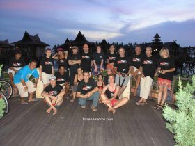 grupo de buceadores de Buceo Navarra en Sipadán