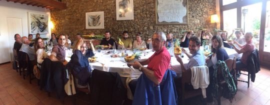 en el postre, falta Luis que hace la foto