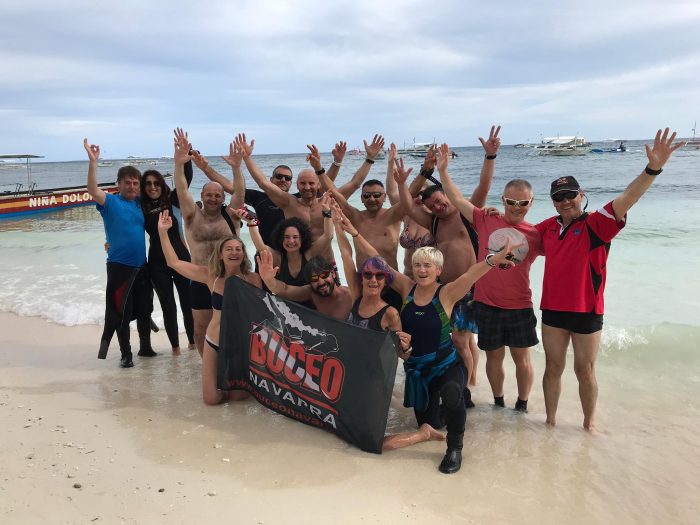 grupo de Buceo Navarra en Alona, Filipinas